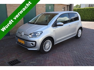 Volkswagen Up 1.0 high up! 75PK! BM / NL-Auto / Airco / Cruise / Lmv / Priv.glass