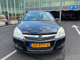Opel Astra 1.6 Temptation