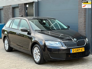 Skoda Octavia Combi 1.2 TSI Greentech Active AIRCO CRUISE TREKHAAK