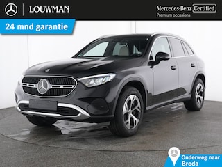Mercedes-Benz GLC 300 e 4MATIC Plug-In Hybride Trekhaak | Lederen Bekleding | Zwarte Hemel | Parkeerpakket met achteruitcamera | Memory Voorstoelen. Inclusief 24 maanden Mercedes-Benz Certified garantie voor Europa.