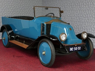 Renault II Torpedo Commercial 1921 105 JAAR OUD GERESTAUREERD
