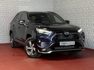 Toyota RAV4 2.5 PHEV AWD 306PK ✅Ongebruikt | Direct rijden✅ | Trekgew. 1500KG | Head-up display | Camera | Full LED | Elektrische achterklep | Stuur/Stoelverwarming voor+achter PHEV PLUG IN