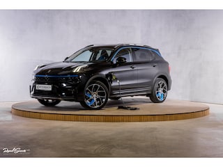 Lynk & Co 01 1.5 All-in geprijsd: inclusief onderhoud, 1 jaar BOVAG-garantie | Panorama dak | Adaptieve cruise | Blis | Memory |