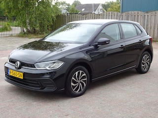 Volkswagen Polo 1.0 TSI Life Airco, navigatie, carplay, licht metalen velgen, cruise controle, led koplampen, enz.