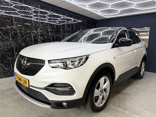 Opel Grandland X 1.2 Turbo Ultimate /Luxe uitvoering\ Pano / CarPlay / stoel verwarming , verkoeling