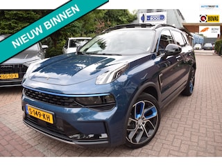 Lynk & Co 01 1.5 /PANO DAK/ADAP CRUISE/CAMERA 360/NAVI/CARPLAY/AIRCO-ECC/BLUETOOTH/KEYLESS/PDC V+A/NL-AUTO/STOEL VERW/DODEHOEK
