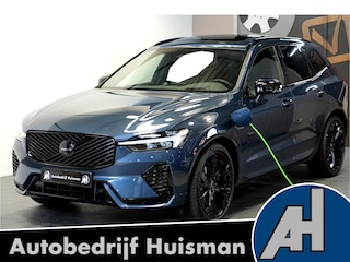 Volvo XC60 2.0 T8 AWD 299kW/407pk Aut8 MJ2027, NIEUW €82.945! Plug-in Ultra Black Exec. LUCHTVERING + BOWERS&WILKINS + PANORAMADAK + EL.TREKHAAK + HEAD-UP + PILOT ASSIST + STOELVERWARMING/-VENTILATIE&-MASSAGE + STUURVERARMING + 360 CAMERA + 21" LM-VELGEN!!