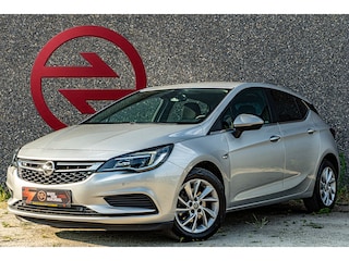 Opel Astra 1.0 Turbo Online Edition / Trekhaak / Apple Carplay / Camera / Parkeersensoren / Climate Control / Cruise Control / DAB+