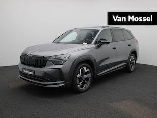 Skoda Kodiaq 1.5 TSI PHEV Sportline Business 204 PK 204PK | Automaat | Panoramadak | Matrix LED Koplampen | Navigatie | Apple Carplay/Android Auto | Keyless Entry | Achteruitrijcamera | Climate Control | Adaptive Cruise Control | Parkeersensoren | Elektrische achterklep | Privacy Glass | Stoelverwarming | Lichtmetalen velgen | €4000 inruilpremie! | Direct leverbaar! |