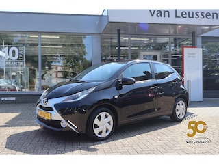 Toyota Aygo 1.0 VVT-i x-play CAMERA AIRCO