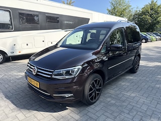 Volkswagen Caddy 1.4 TSI 125pk HIGHLINE - Rolstoelauto 3+1 of 5+0 - XXL Bodemverlaging - Alle opties - 1e Eigenaar - Rolstoelvervoer