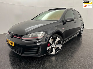 Volkswagen Golf 2.0 TSI GTI Performance Panoramadak/Camera/NAP
