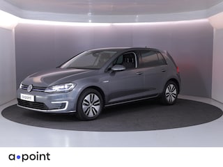 Volkswagen Golf E-DITION 136 pk | Navigatie | Warmtepomp | Parkeersensoren | Achteruitrijcamera | Voll. digitaal instrumentenpaneel | Adaptieve cruise control |