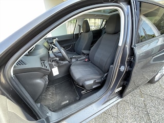 Peugeot 308 1.2E-THP 81/110 5-D
