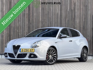 Alfa Romeo Giulietta 1.4 T Exclusive | XENON | COMPLEET | VOLLEDIG ONDERHOUDEN