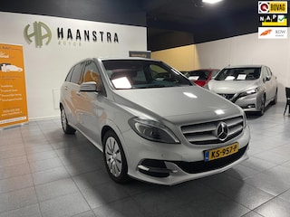 Mercedes-Benz B-klasse 250 e Lease Edition 28 kWh (SOH) 97% Navigatie NL Auto! NAP