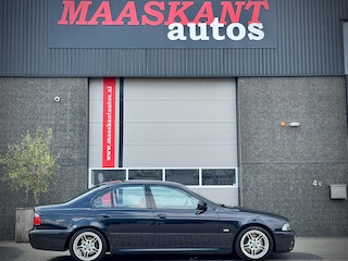 BMW 530i / M-Sportpakket / Individual / Carbon schwarz / Shadowline / RARE EXAMPLE!