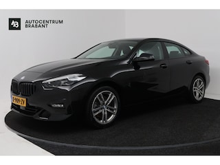 BMW 218i High Executive (STOELVERWARMING, CAMERA, NAVIGATIE, CRUISE CONTROL, DEALER ONDERHOUDEN)