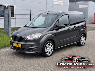 Ford Tourneo Courier 1.0 Titanium