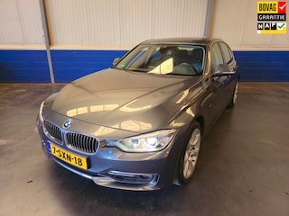 BMW 320i High Executive