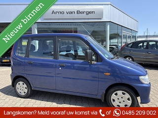 Daihatsu Move 1.0-12V, nieuwe APK, lekker zuinige hoge instapper en deze auto kost slechts € 0,80 per dag aan wegenbelasting !!