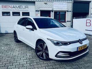 Volkswagen Golf 1.4 TSI eHybrid DSG STYLE Navi/ CarPlay/ ACC