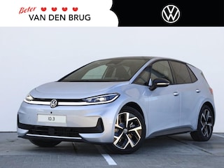 Volkswagen ID.3 Style 61 kWh accu 190 PK | Panoramadak | Steunhaak | 360 camera | Elektrisch verstelbare voorstoel | Camera |