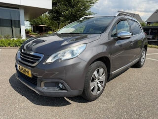 Peugeot 2008 1.2 PureTech Allure Nieuwe schokbreker, beurt en apk gehad. direct rijden met deze zuinige ruimte wonder.