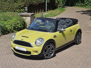 Mini Mini Cabrio 1.6 175pk Xenon/17"/Stoelverwarm