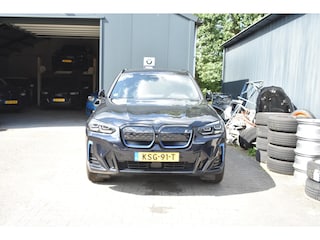 BMW iX3 High Executive M Edition 80 kWh