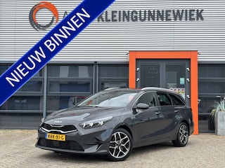 Kia Ceed Sportswagon 1.5 T-GDi Spirit / Android Auto/Applecarplay/ Navi / Schuifkanteldak / Cruise Control / Stoel en Stuurverwarming /