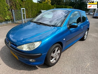 Peugeot 206 1.4-16V 3-DRS Gentry AIRCO CRUISE LMV NAP