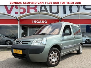 Peugeot Partner 1.4 COMBISPACE. ZENITH 5PERSOONS APK 07-2027 TREKHAAK