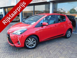 Toyota Yaris 1.5 Hybrid Design | NAVI