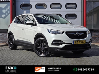 Opel Grandland X 1.2 Turbo Online Ed. Pano/Trekhaak/Navi/LMV