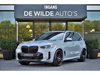 BMW X5 xDrive50e M-sport Pano Trekhaak Massage Stoelventilatie Carbon Harman/Kardon