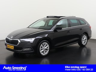 Skoda Octavia Combi 1.4 TSI iV PHEV Style | Trekhaak |  Panoramadak | Head Up | Zondag Open!