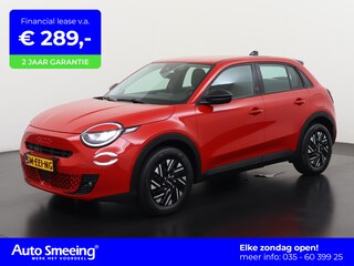 Fiat 600 e RED 54 kWh | Apple Carplay | Parkeersensor | LED | Zondag Open!