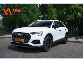 Audi Q3 Black & White S-Edition | 45e TFSI PHEV | Trekhaak | Stoelverw. | Cruise | LED | Climate | Virtual