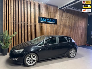 Opel Astra 1.4 Turbo Sport AUTOMAAT, Airco, Trekhaak