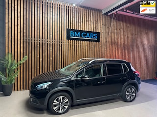 Peugeot 2008 1.2 PureTech Allure Clima,Navi,Panodak
