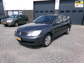 Mitsubishi Lancer Station Wagon 1.6 Inform