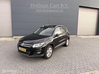 Volkswagen Tiguan 1.4 TSI Sport&Style | Panoramadak | Trekhaak | Nieuwe Distributieketting | 1.600 kg Trekgewicht