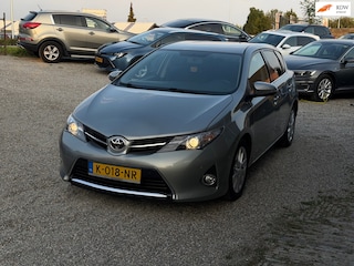 Toyota Auris 1.6 Aspiration Vol Optie Camera Cruise PDC LMV StoelVerwarming NAP Nieuwe Apk