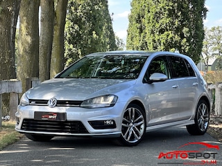 Volkswagen Golf 1.2 TSI Highline R-Line