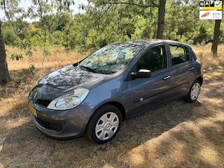 Renault Clio 1.2-16V Expression APK 04-01-2027