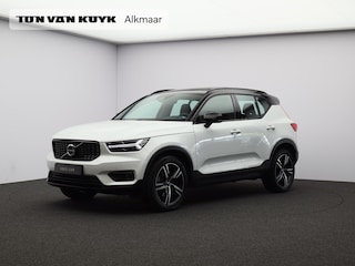 Volvo XC40 2.0 T4 R-Design / Trekhaak / Panoramadak / Stoelverwarming / Lederen Bekleding / Elektrische Stoelen / Pilot Assist / ACC /