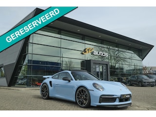 Porsche 911 3.8 Turbo S 650pk Panoramadak Burmester Keramisch PTS Gulfblauw NLauto Noselift PDCC Sportuitlaat