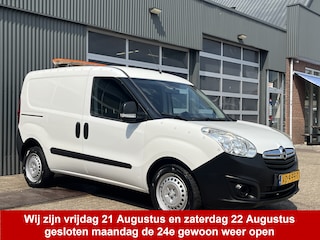 Opel Combo 1.4 CNG L1H1 ecoFLEX Cng en Benzine Airco Trekhaak 1000kt Werkverlichting 2-Persoons Parrot Bpm vrij voor particulier gebruik!!