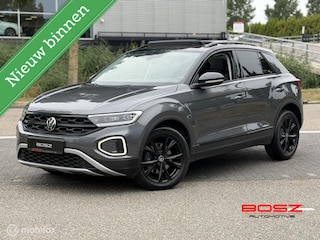 Volkswagen T-Roc 1.5 TSI DSG PANO IQ LANE KEYLESS TREKHAAK
